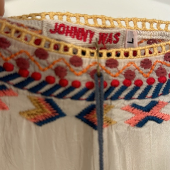 NWT Johnny Was colorful embroidered blouse! - Picture 4 of 7